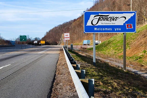 placas-temporales-en-tennessee