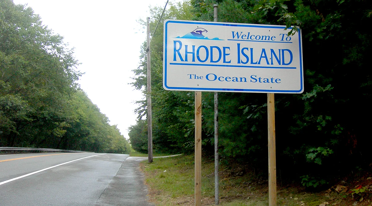 Sacar placas temporales en Rhode Island online — guía completa del estado