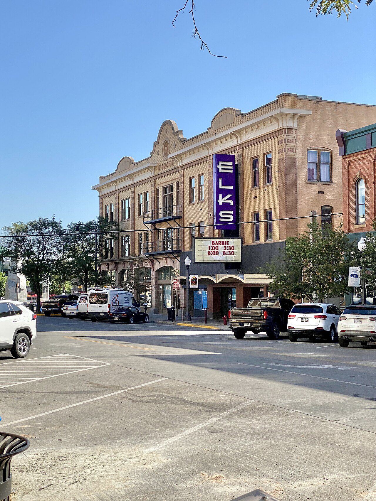 Esquina de 6th y Main Street en el downtown de Rapid City, South Dakota