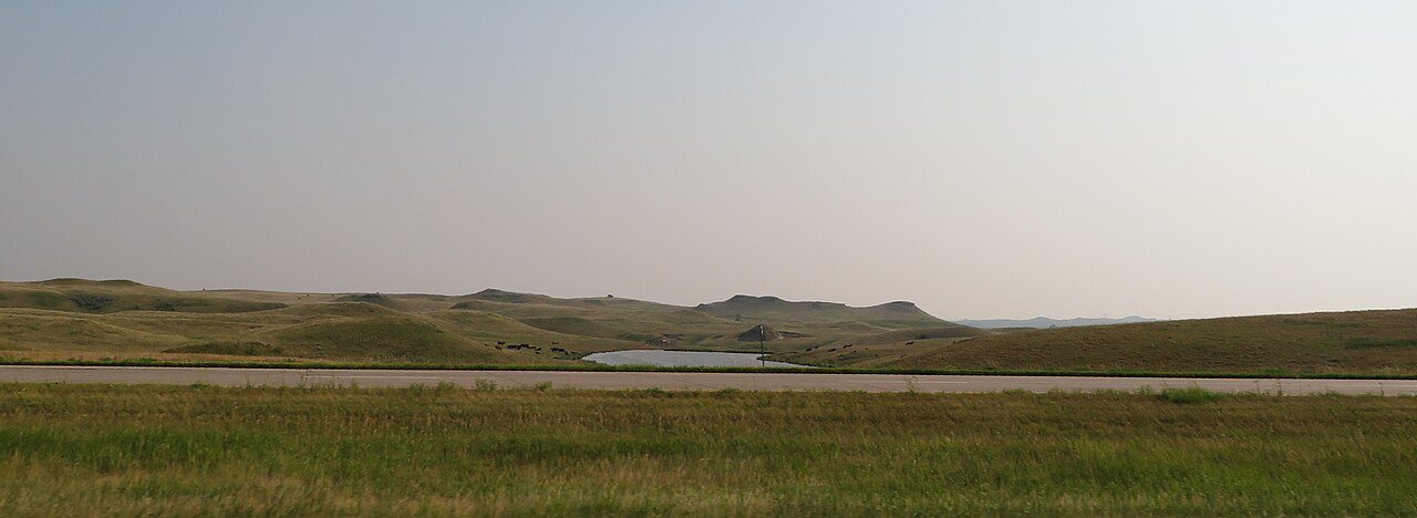 Vehículos en la Interestatal 94 de North Dakota, ruta Bismarck-Fargo donde se usan placas temporales